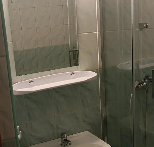 Romir Bardzo Goscinne * 슈투토보